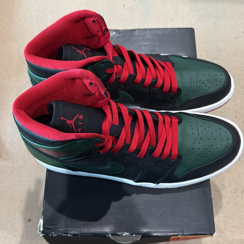 Air Jordan 1 retro high Guccis - Picture 2 of 5